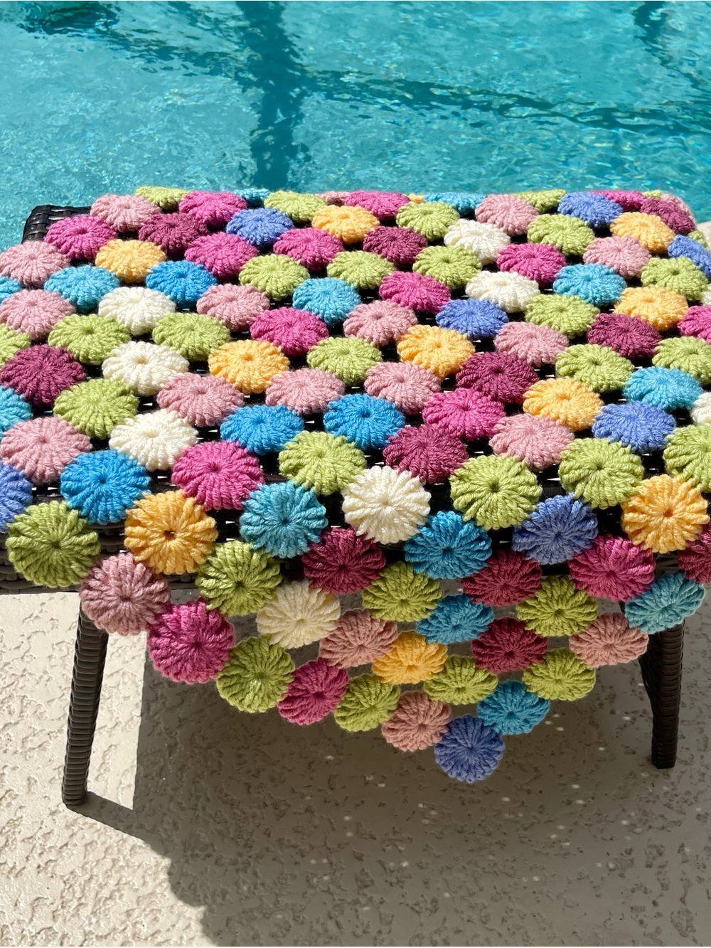 Handmade Multicolor Pom-Pom Throw Blanket - Soft Pastel Colors